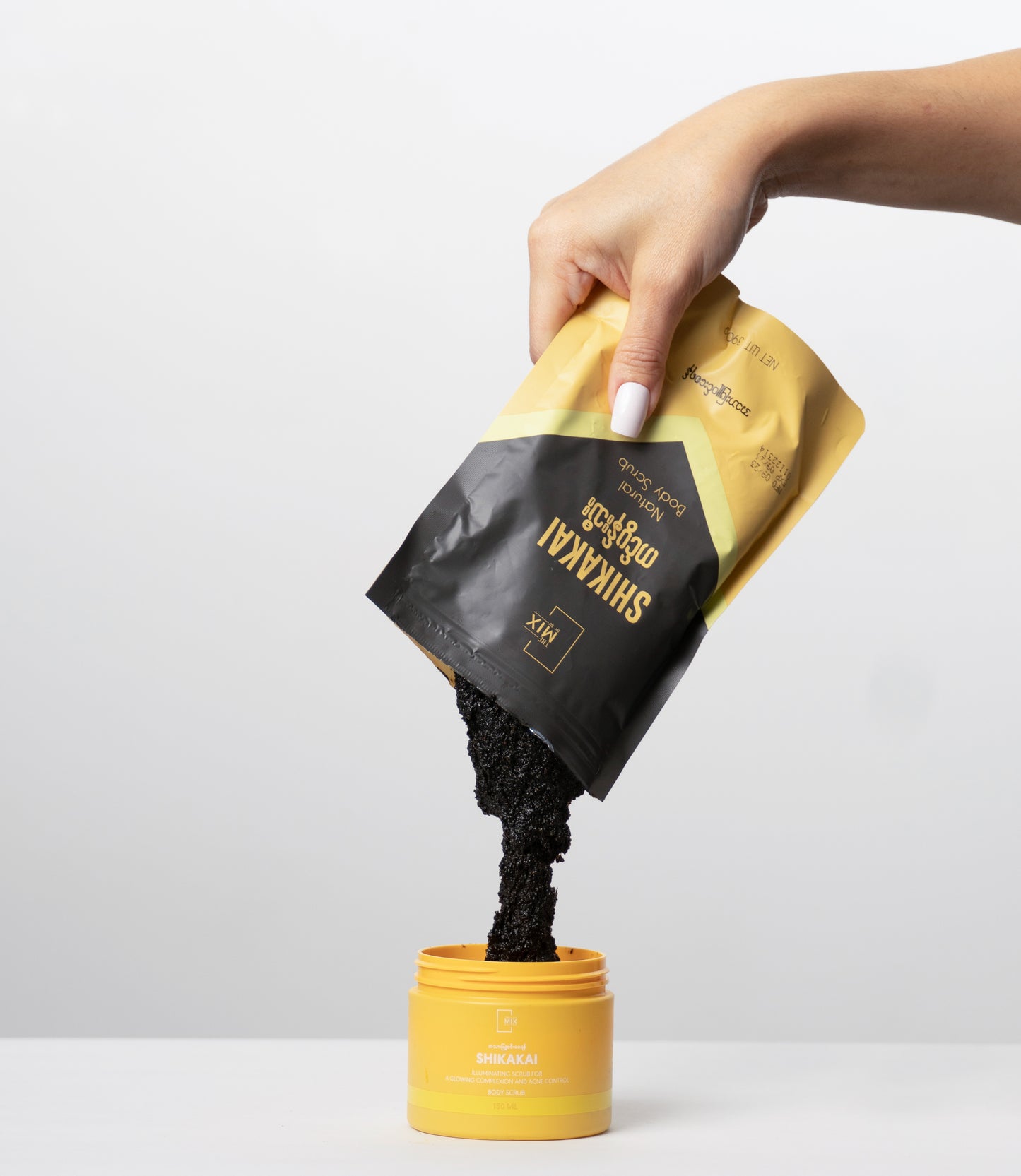 Shikakai Scrub - 390 gram